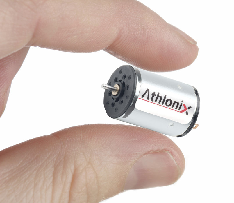 費用効率の良いパッケージで速度/トルク性能を実現する  Athlonix 22DCP ブラシ付き DC モータ